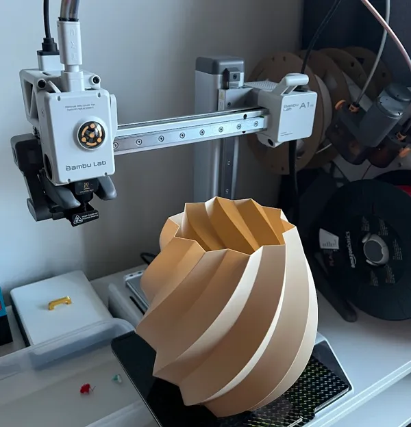 https://makerworld.bblmw.com/makerworld/model/US6e8f557328cbaa/design/2024-02-23_b48b4f47c787b.jpg