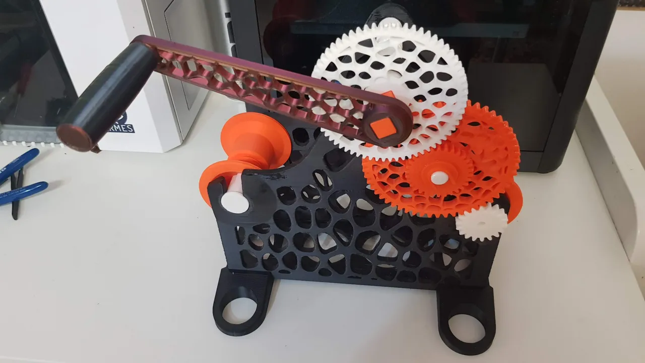 Cell Spool Winder view 2