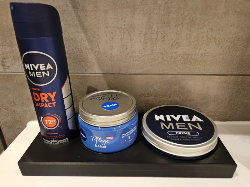 NIVEA organizer