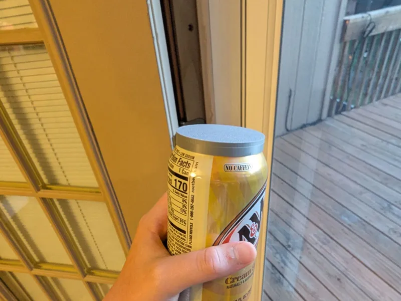 Can Lid Spill Prevention