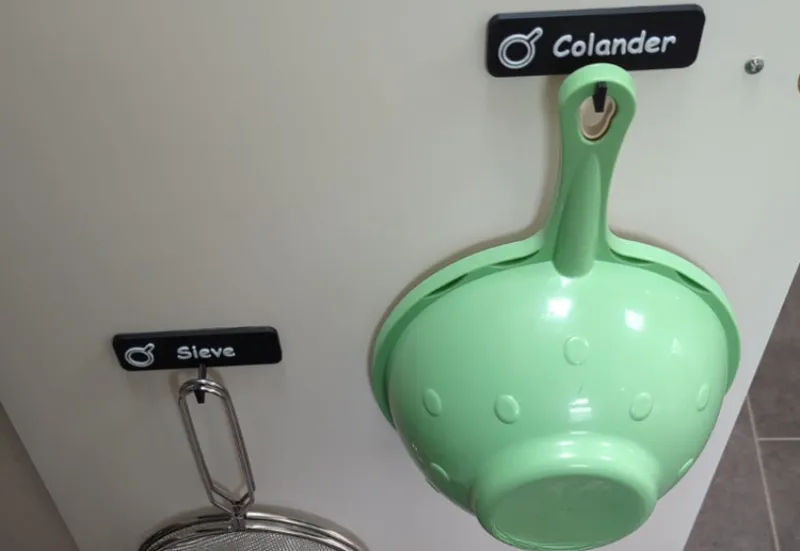 untensil/pan hangers