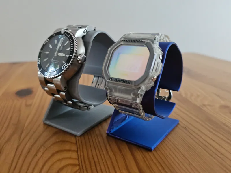 Minimalistic watch stand. Lightweight & resizable