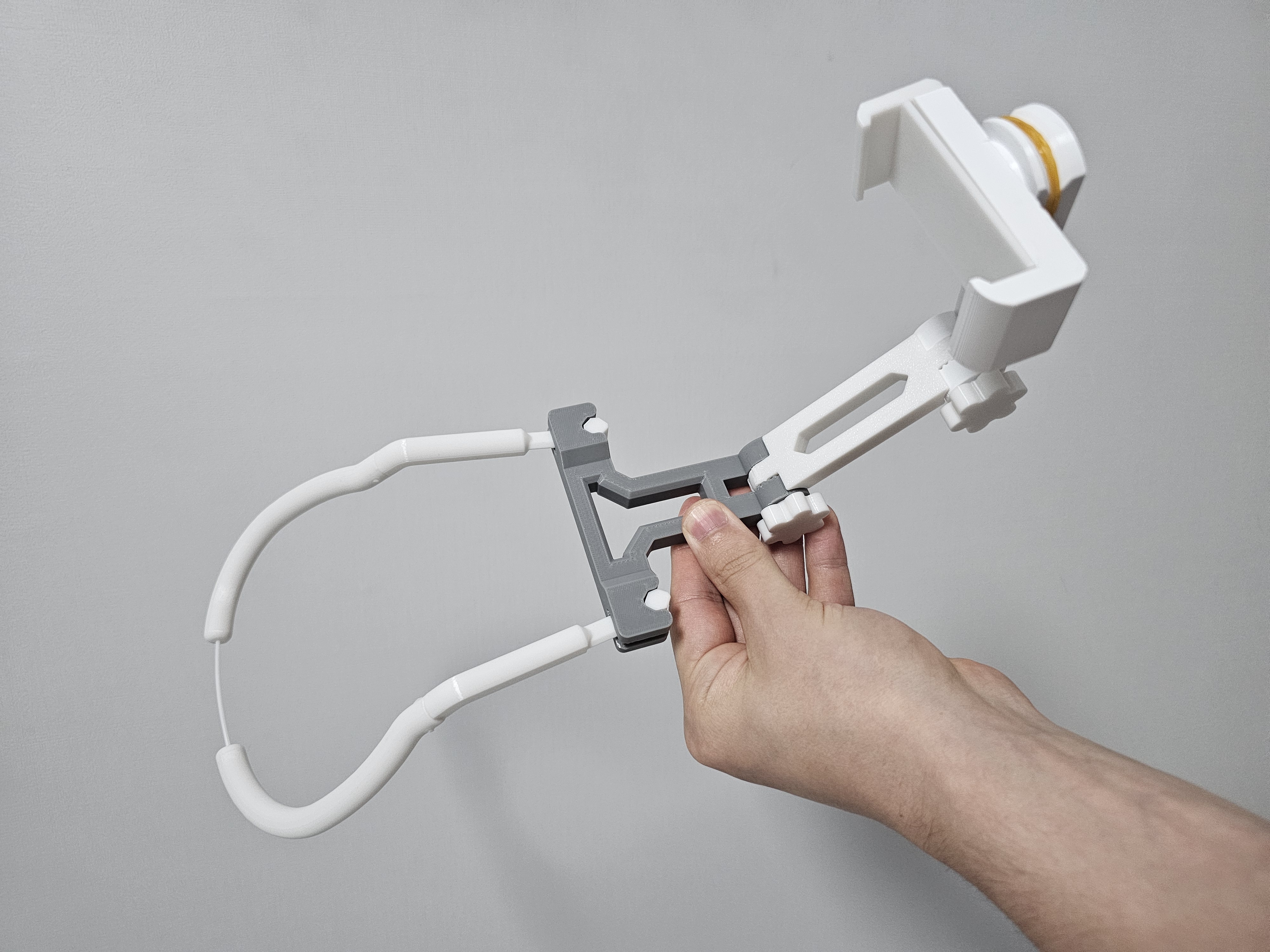Miniatura 2 do modelo 3D 挂脖手机支架