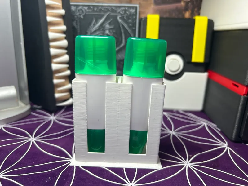 Stand Tombow glue