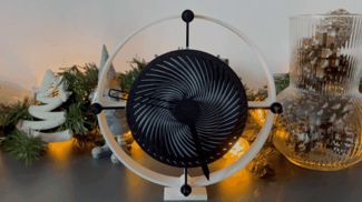 The Moire Clock (Optical illusion clock with 1FPS)