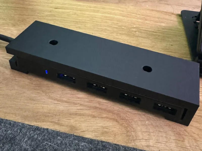 Anker 4-Port USB 3.0 Hub under Table Mount
