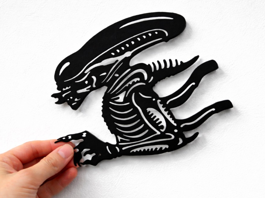 Alien Wall Art – Xenomorph Style Decoration