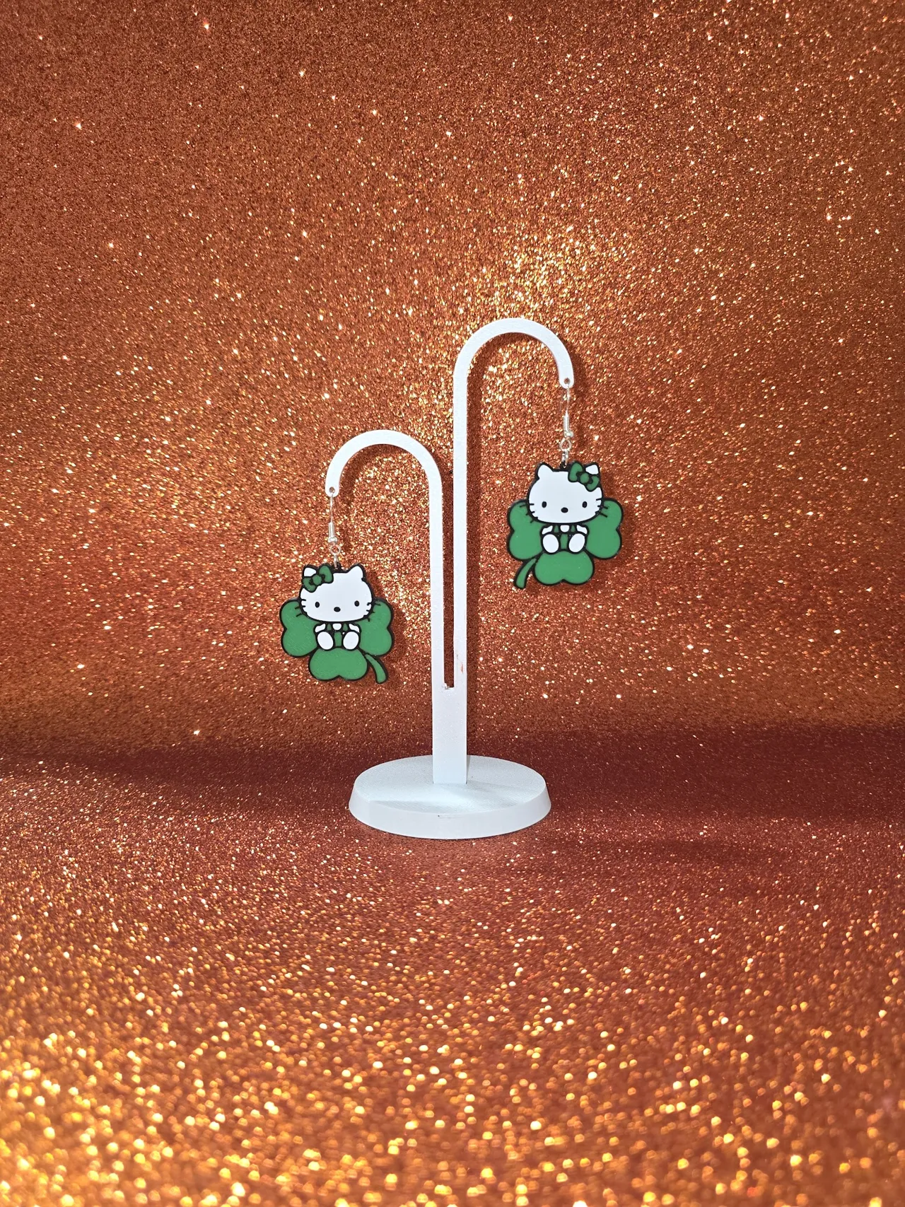 Hello Kitty St. Patrick day v2 earrings view 3