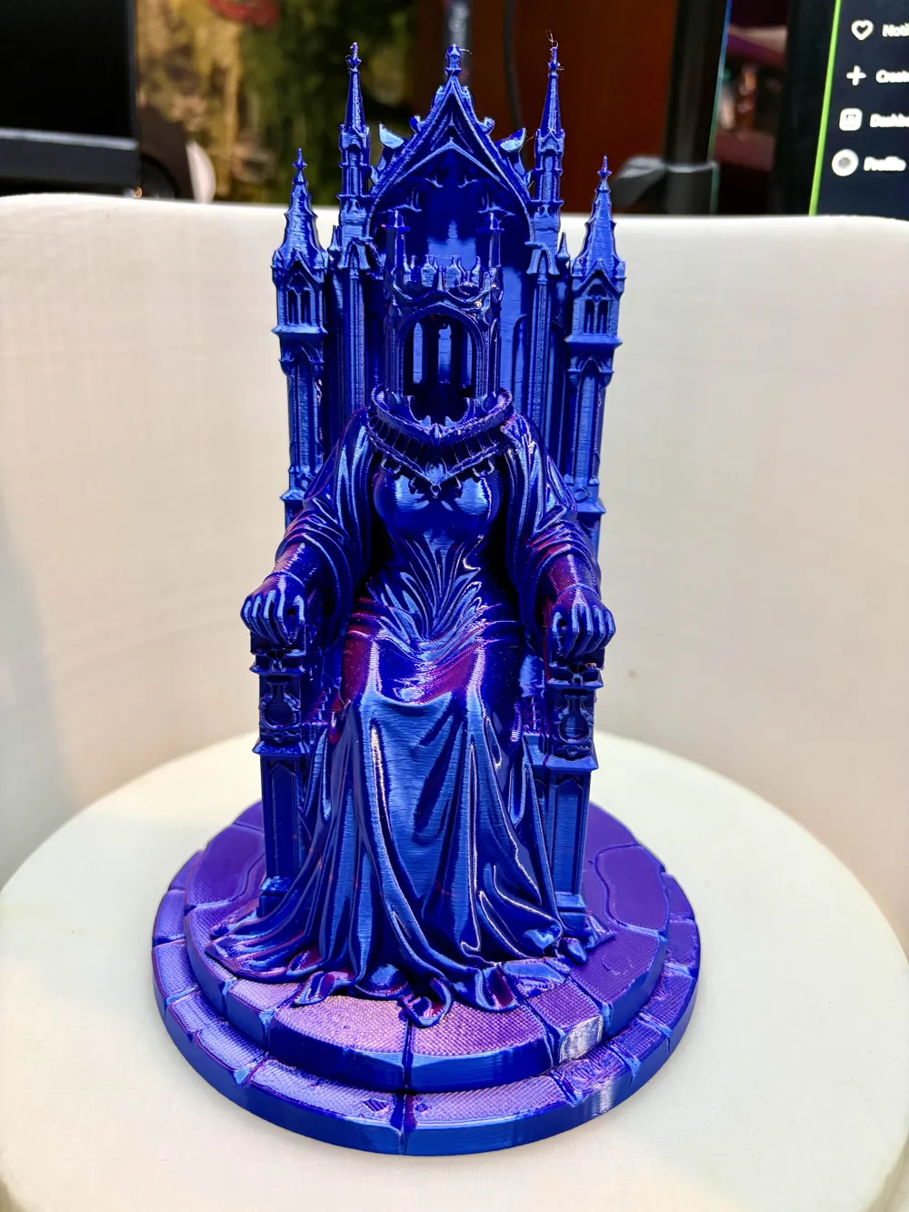 Throne of the Hollow Queen - Free 3D Print Model - MakerWorld