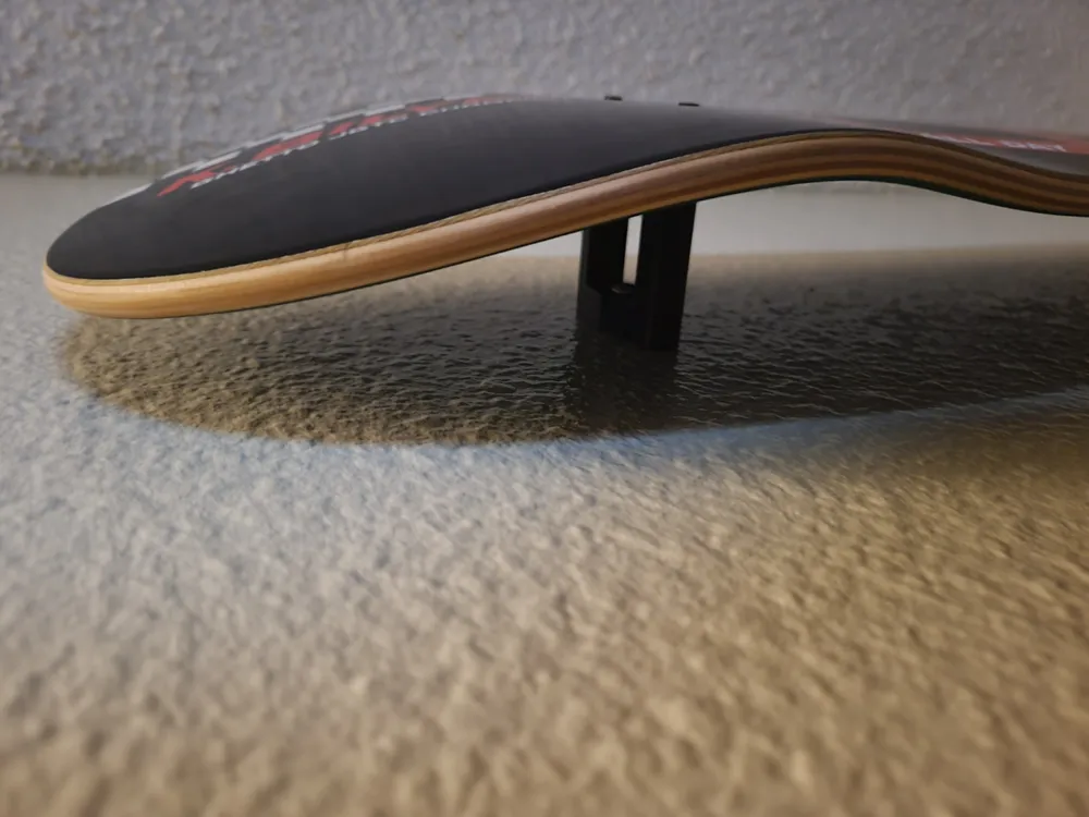 Skateboard deck wall mount by isaac02.ir MakerWorld