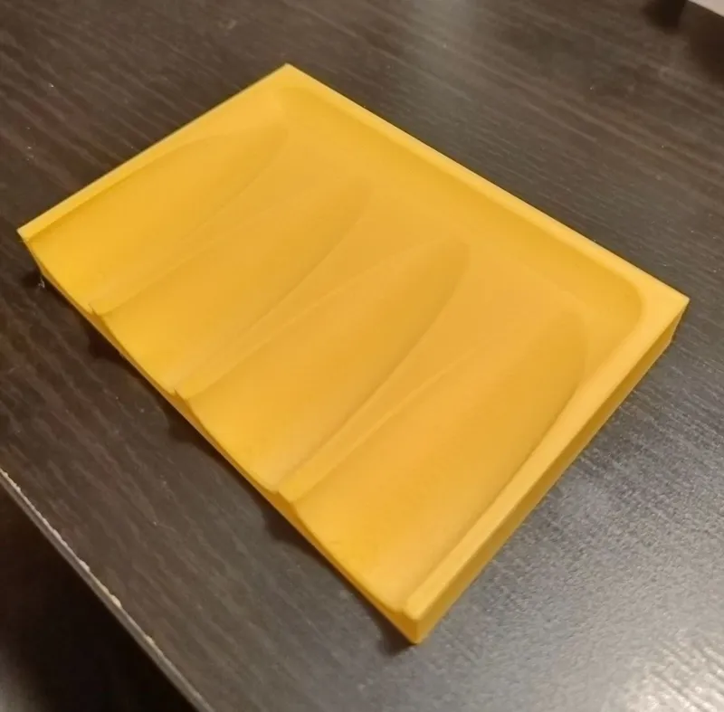 Smooth soap dish