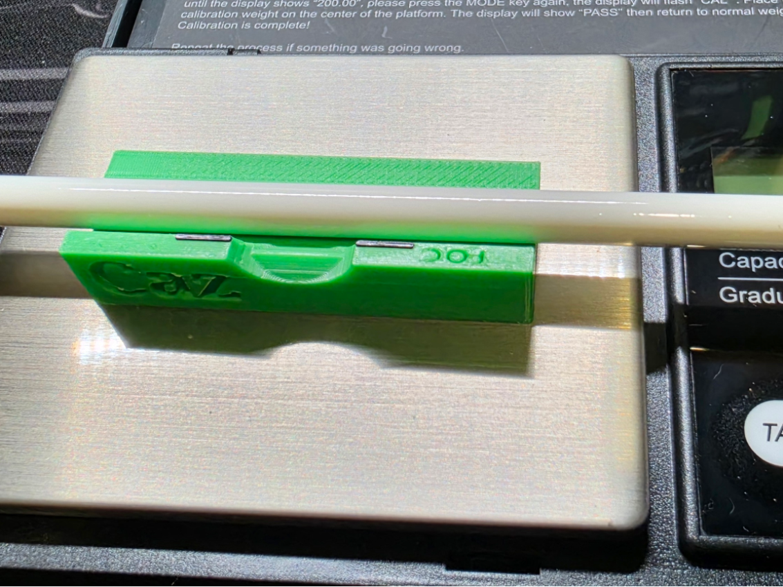 Messhilfe für Pfeile V2 mit FOC Tester