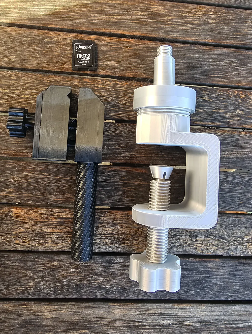 Adjustable Mini Vise with Clamp - Free 3D Print Model - MakerWorld