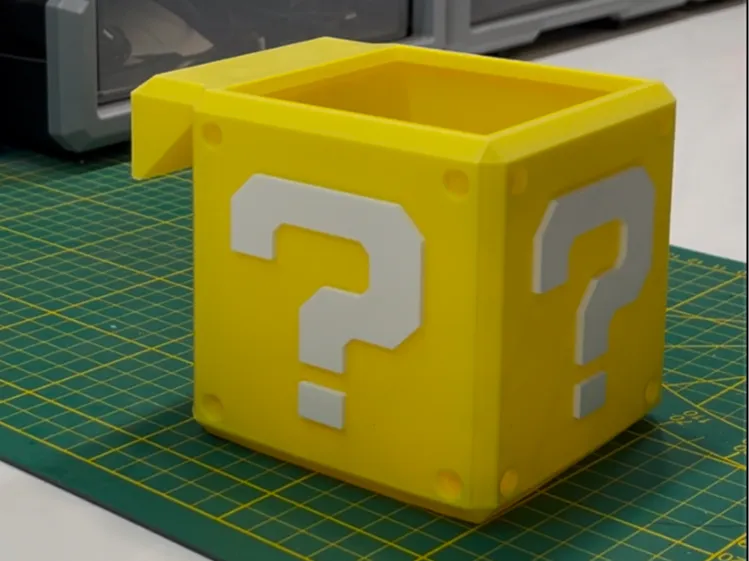 Mario Box French cleat
