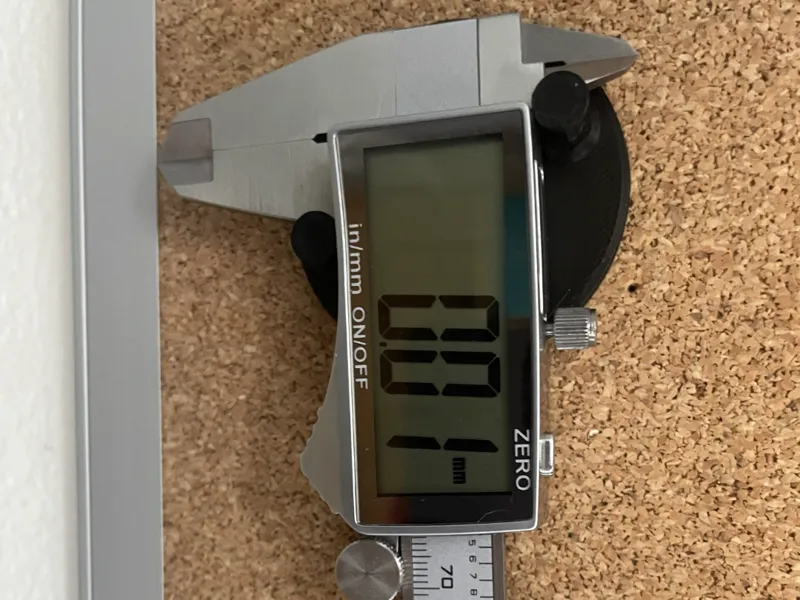 Universeller Messschieber-Halter