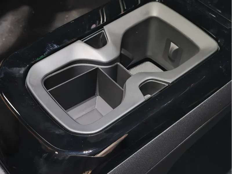 Cupholder organizer for ID.4/ID.5