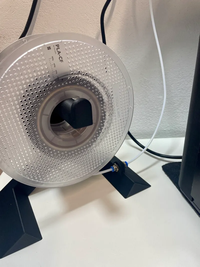 Spool holder with Ptfe Tube