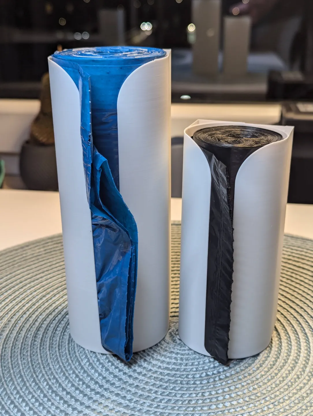 Trash bags roll holder (True vase mode) view 4