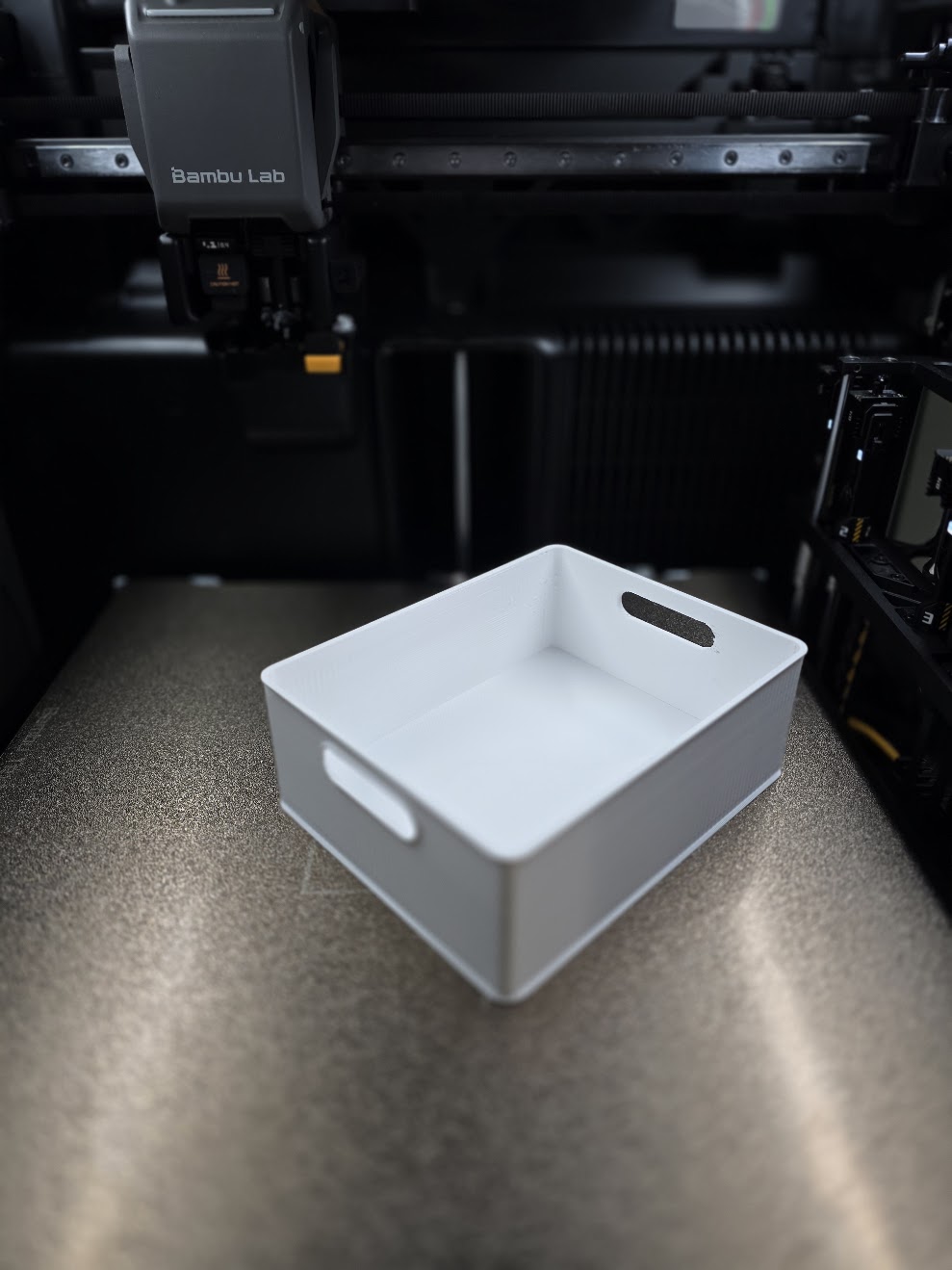 Miniatura 4 do modelo 3D Modern Storage Box