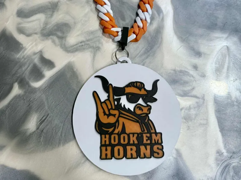 Hook' EM Horns Horns Up Texas Longhorns Pendant