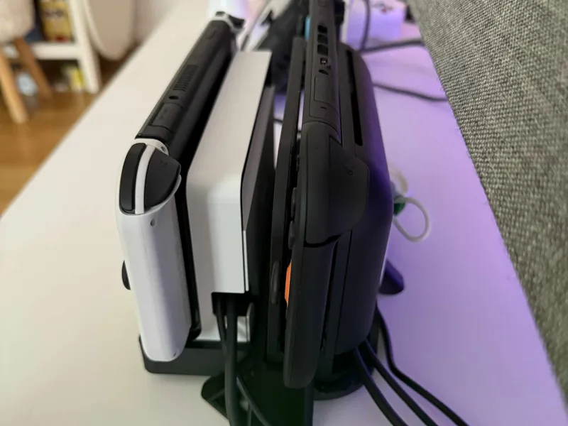 Nintendo Switch 2 + 1 Ultra Light / Airflow Stand