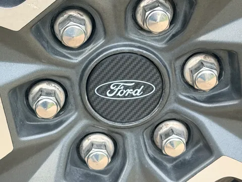 Tapa o cubierta: ford f150 center cap 65mm — referencia de MakerWorld