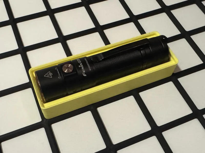 Gridfinity Fenix E35 holder