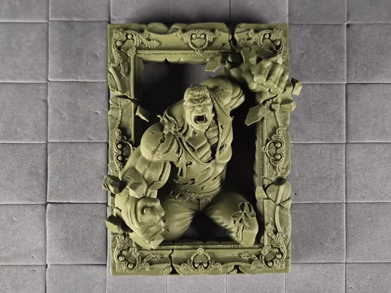Out of the Frame - Hulk Smash
