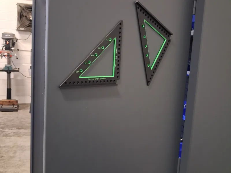 Magnetic 2-piece speed square