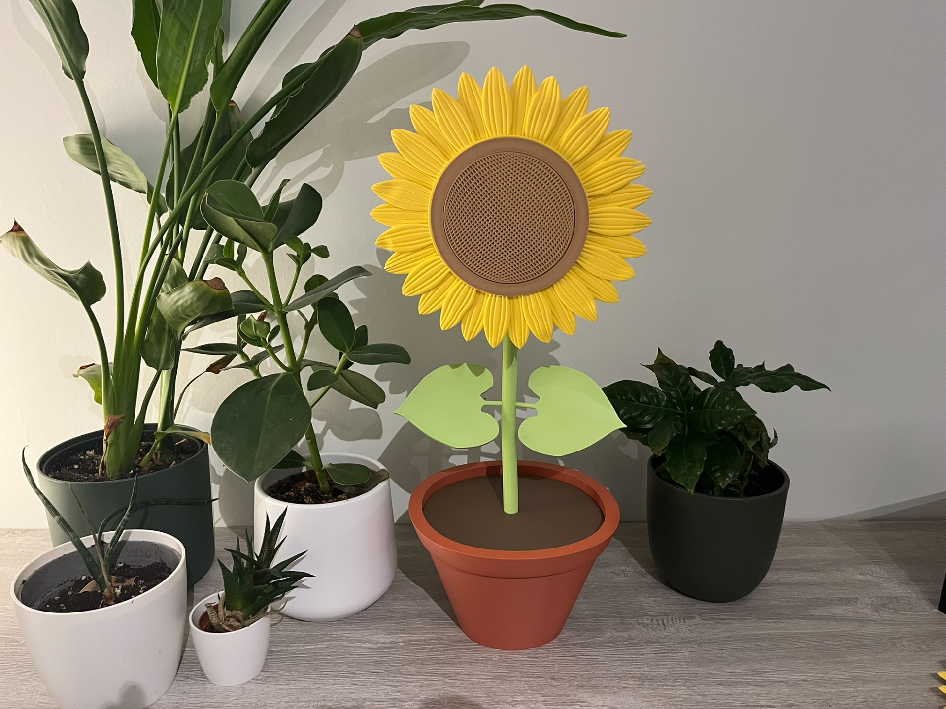 Glowing Sunflower – Integrated LED Lamp