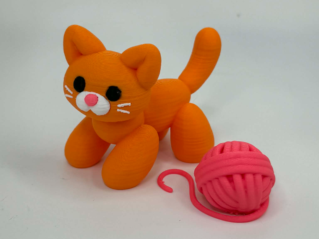 Balloon Cat and Balloon Yarn Ball