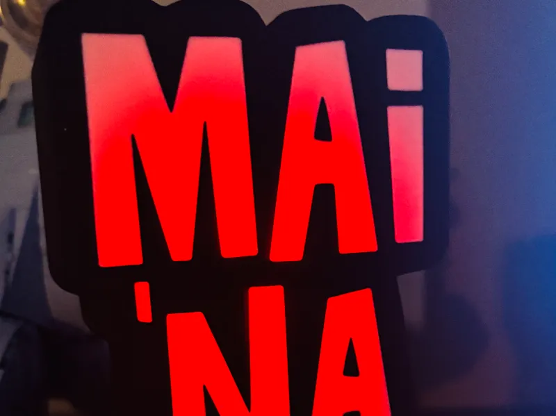 lightbox MAI NA GIOIA