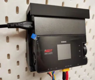 ISDT 608AC Skadis holder