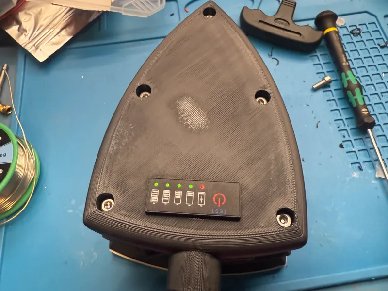 Trockenbau Handschleifer mit LED AKKU