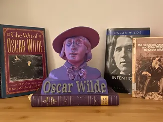 Oscar Wilde Planter/Pen Holder