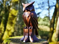 Hibou low poly sur souche — photo 1