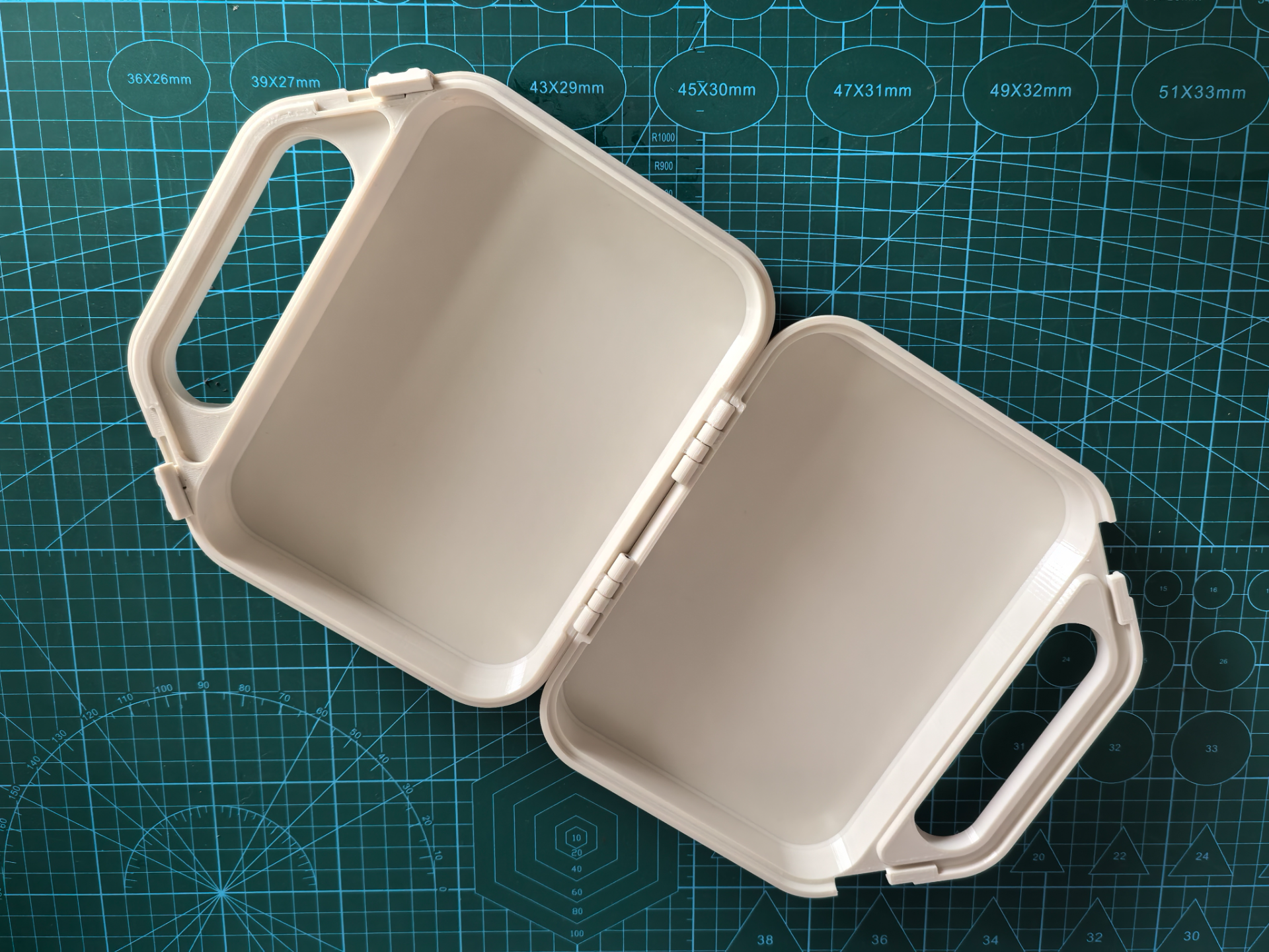 Miniatura 1 do modelo 3D 手提收纳盒