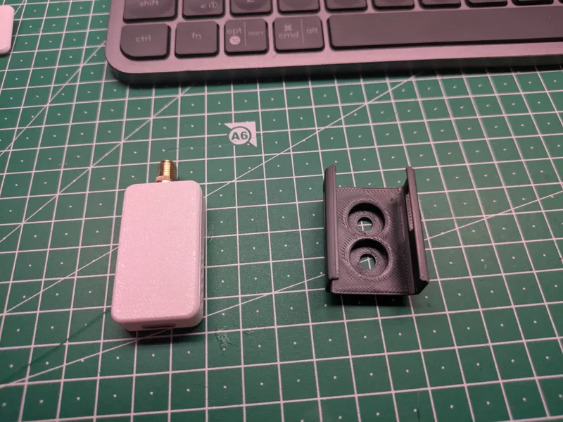 ESP32 case - mounting clip