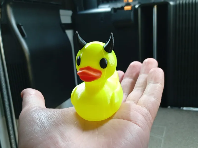 Devil Rubber Duck 