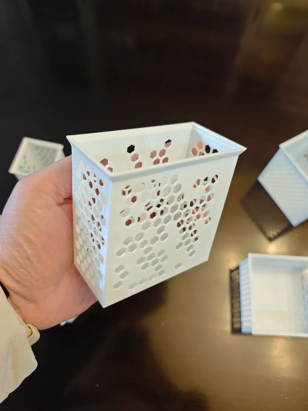 Miniatura 8 do modelo 3D 6款不同尺寸 镂空 叠加 堆叠 收纳盒 省料