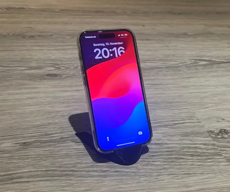 (I)Phone Stand only 15 Gramms