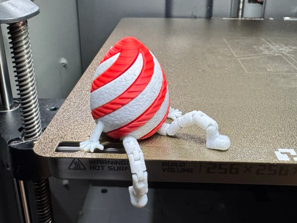 Easter Passthrough-Egg fidget Buddy - Free 3D Print Model - MakerWorld