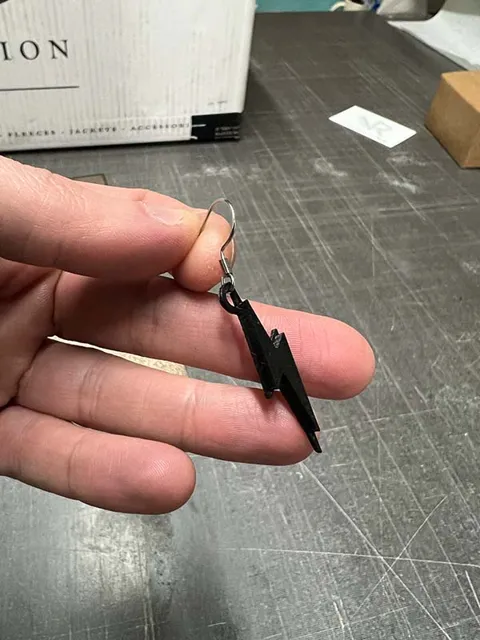 earring thunderbolt view 2