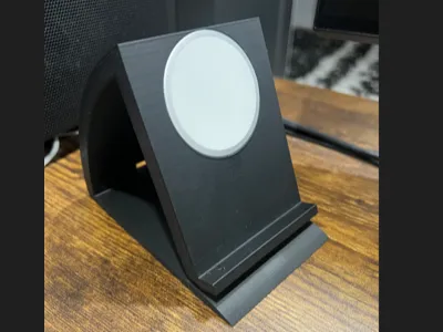 iPhone MagSafe Charging Stand (Pro Models work!)