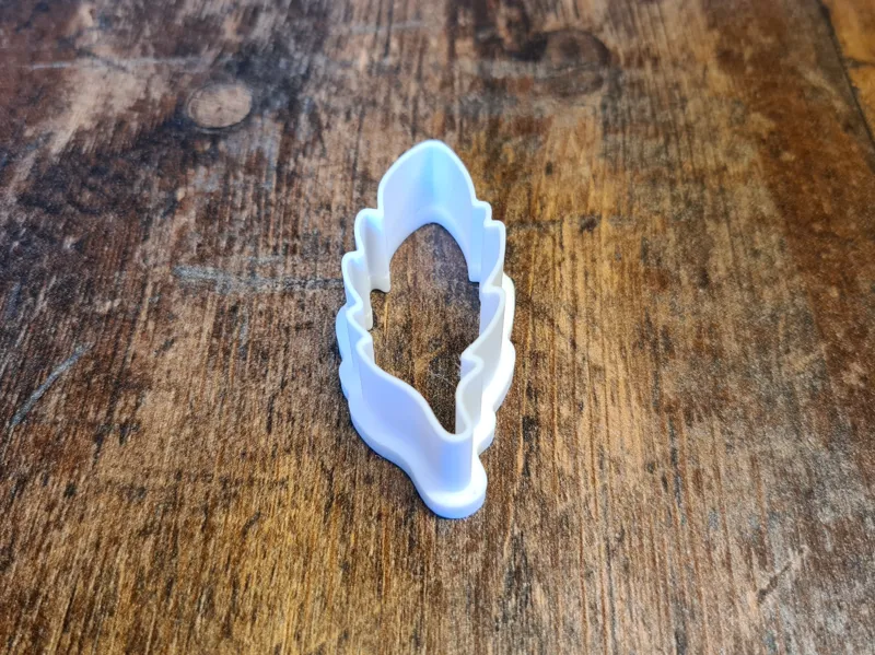 Easter: feather cookie cutter small