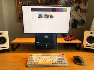 iPad Desk Stand/Mount