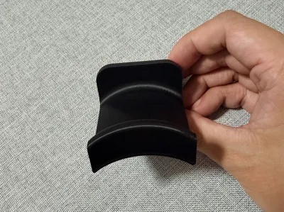 Magnetic Under-Desk Headphone Hanger (20 mm Frame)