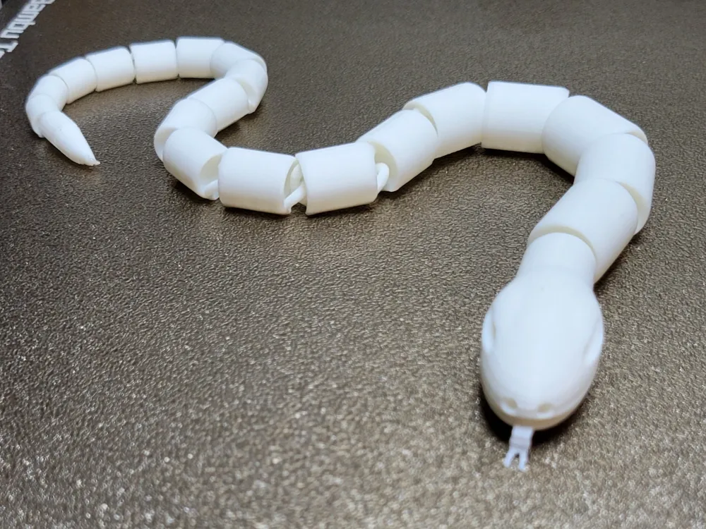 Basic Snake Model Simple articulated snake by Fetter79 MakerWorld: Download Free 3D Models