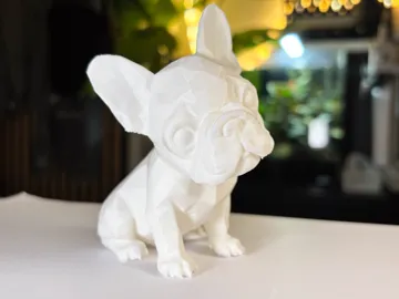 Figura decorativa: Low Poly French Bulldog – Sitting Statue — vista de referencia 3