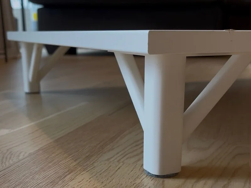 Parametric legs for table / platform / monitor